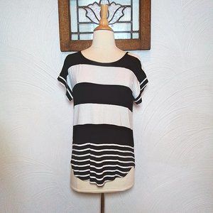 Cynthia Rowley Striped Top Button Down Back Tee Black & White size XS